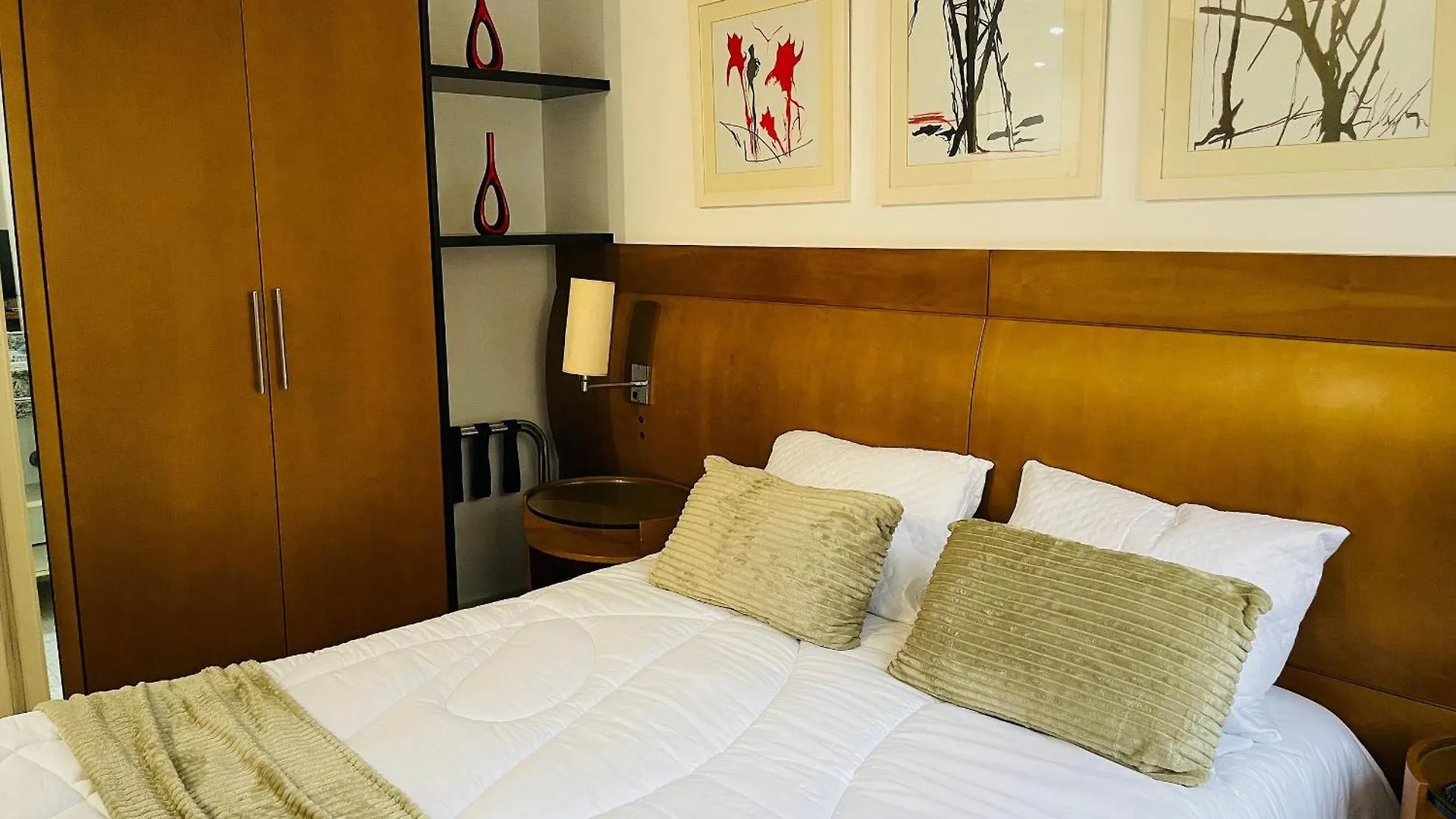 Morada Moema Essential III - Flat Em Hotel Bem Localizado Em Moema Sao Paulo 0*,  Brazil